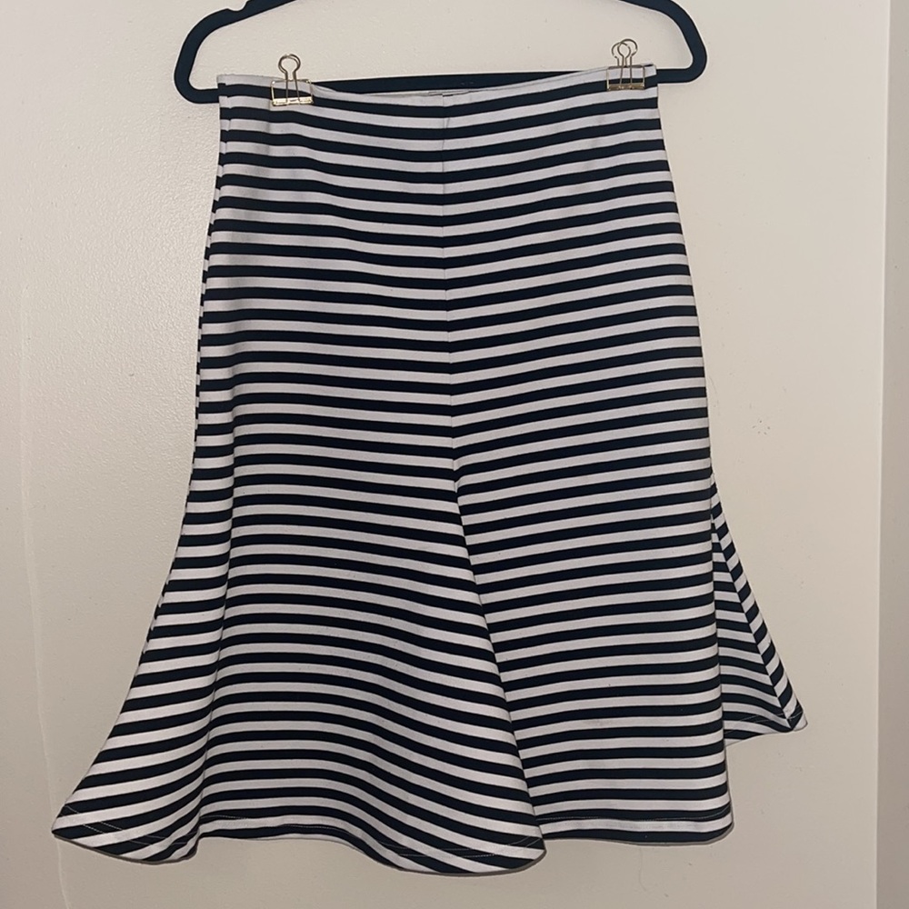 Black & Stripe Stripe Stretch Fluted Skirt
